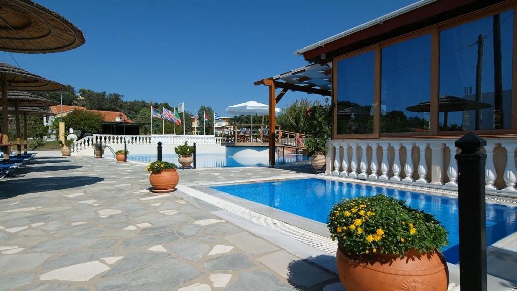Európa - Görögország - Korfu - Arillas - Marvel Hotel (14)